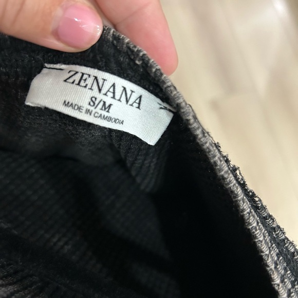 Zenana Washed Baby Waffle Reverse Seam Long Sleeve Tee ash black Small Medium - Picture 6 of 8